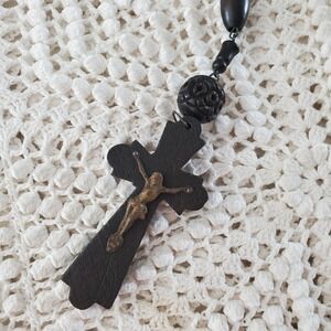 Vintage Carved Wood Rosary Crucifix Ste Anne de Beaupré Catholic Handmade‎ Beads
